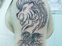 Diseño-design-leon-lion-mujeres-women-lineas-line-tattoo-tatuaje-amor-de-madre-zamora