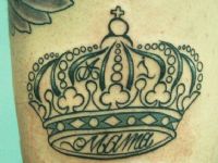 Palabra-mama-iniciales-word-corona-crown-tattoo-tatuaje-amor-de-madre-zamora