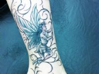 enredadera-ornamento-hada-fairy-tattoo-tatuaje-amor-de-madre-zamora-piena-leg-woman-mujer