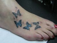 TATUAJE ENREDADERA MARIPOSAS II