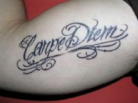 TATUAJE CARPE DIEM