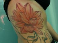 Flores-flowers-loto-lotus-color-colour-tattoo-tatuaje-amor-de-madre-zamora-girl-woman-chica-mujer