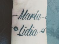Maria-lidia-nombres-names-muñeca-pulsera-bracelet-tattoo-tatuaje-amor-de-madre-zamora