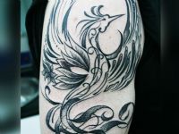 Ave-fenix-brazo-arm-black-sombras-shadows-tattoo-tatuaje-amor-de-madre-zamora