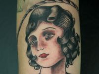 TATUAJE TATTOO TRADICIONAL OLD SCHOOL GITANA