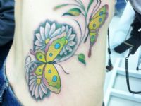 Mariposas-butterfly-flores-flowers-color-colortattoo-mujer-woman-girl-chica-tattoo-tatuaje-amor-de-m