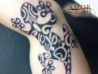 Lagarto-estilo-maori-polinesio-animal-tattoo-tatuaje-amor-de-madre-zamora