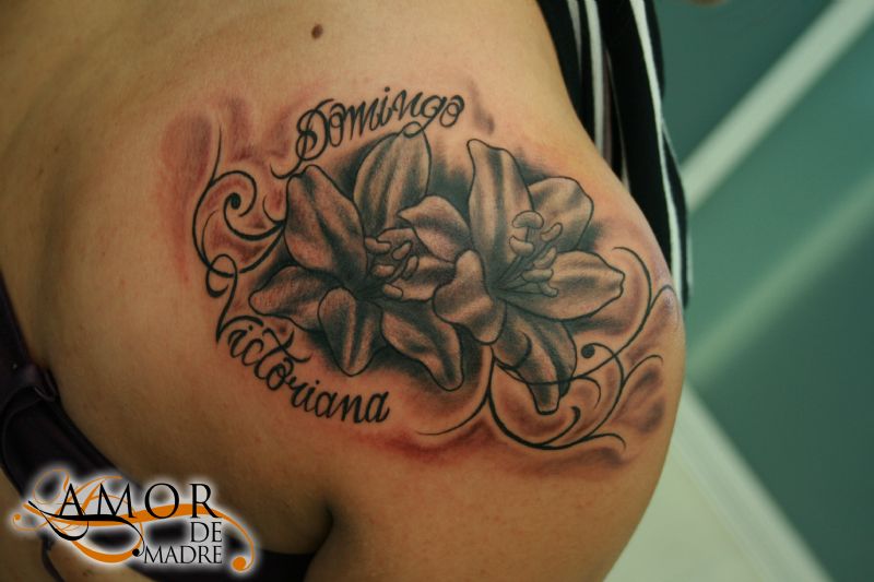 flores-flowers-lirios-lirium-nombres-name-tattoo-tatuaje