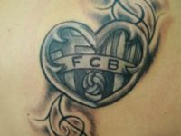 futbol- football-barca-barcelona-escudo-corazon-heart-shoulder-hombro