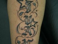 TATUAJE NOMBRE IVAN EN GOTICO...