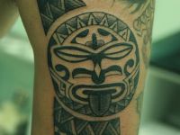 TATUAJE MAORI POLINESIO PARTE ANTERIOR DEL BRAZO