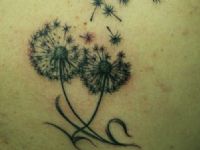 tattoo-tatuaje-amor-de-madre-zamora-flor-flower-back-espalda