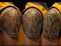 maori-polinesio-polinesian-tattoo-tauaje-tribal-shoulder hombro-amor-de madre-zamora