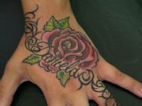 Flores-flowers-nombre-name-tattoo-tatuaje-amor-de-madre-zamora-lettering-filigrana-ornamento-hand-ma