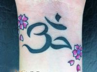 simbolo-Letras-letters-simbolos-flores-flowers-tattoo-tatuaje-amor-de-madre-zamora