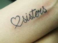 Sisters-hermanas-letras-corazon-heart-tattoo-tatuaje-amor-de-madre-zamora